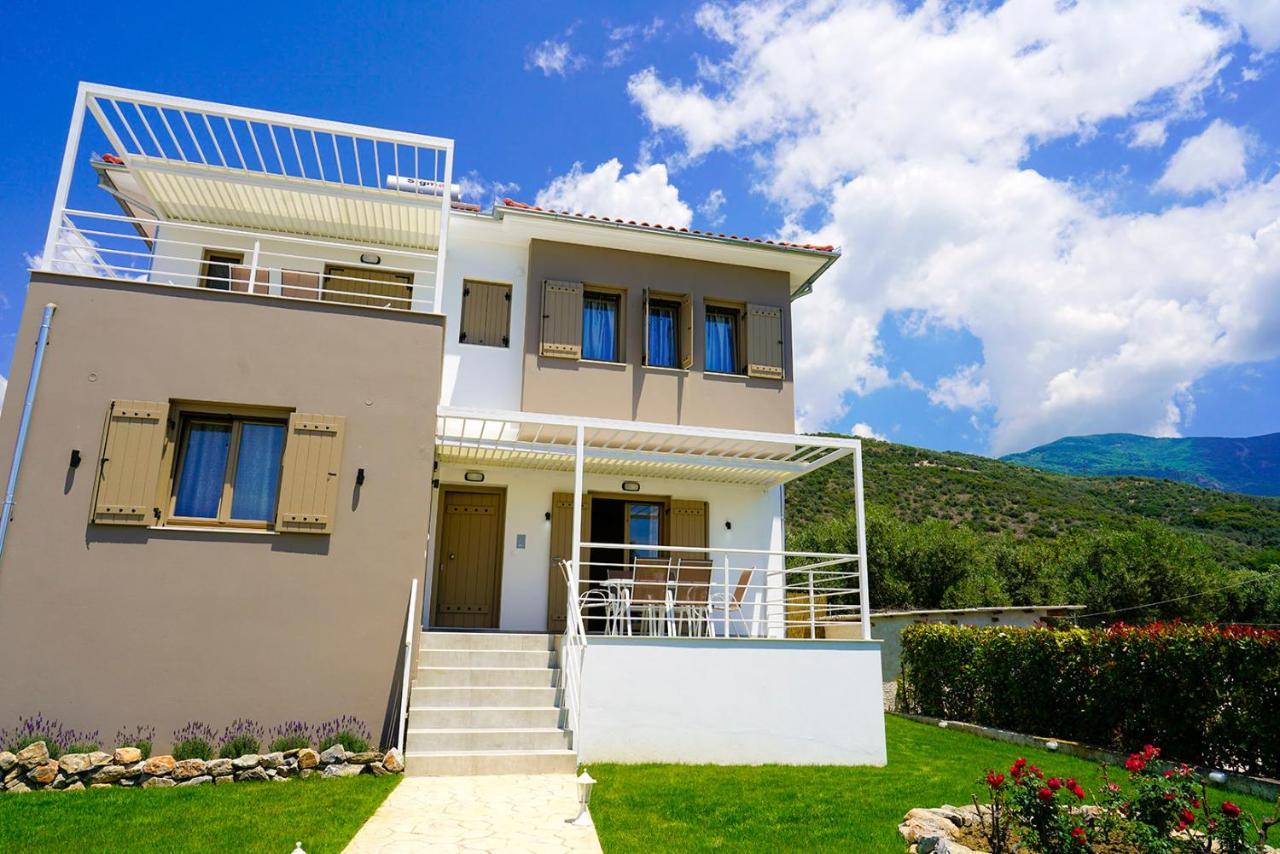 Charikleia's 2 Bedroom In Pelion *